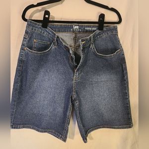 LEE RIDERS Midrise shorts size 14